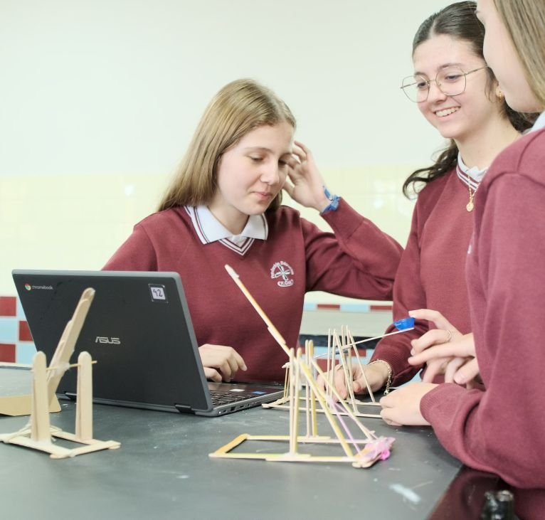 ANUN3167.MOV.17_29_56_16.Imagen fija001