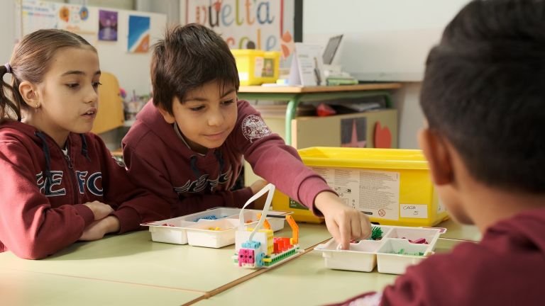 ANUN2098.MOV.15_18_47_13.Imagen fija001